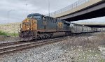 CSX 839 leads M369.